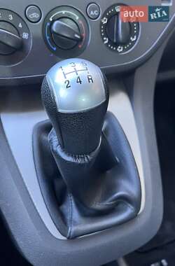 Минивэн Ford C-Max 2006 в 