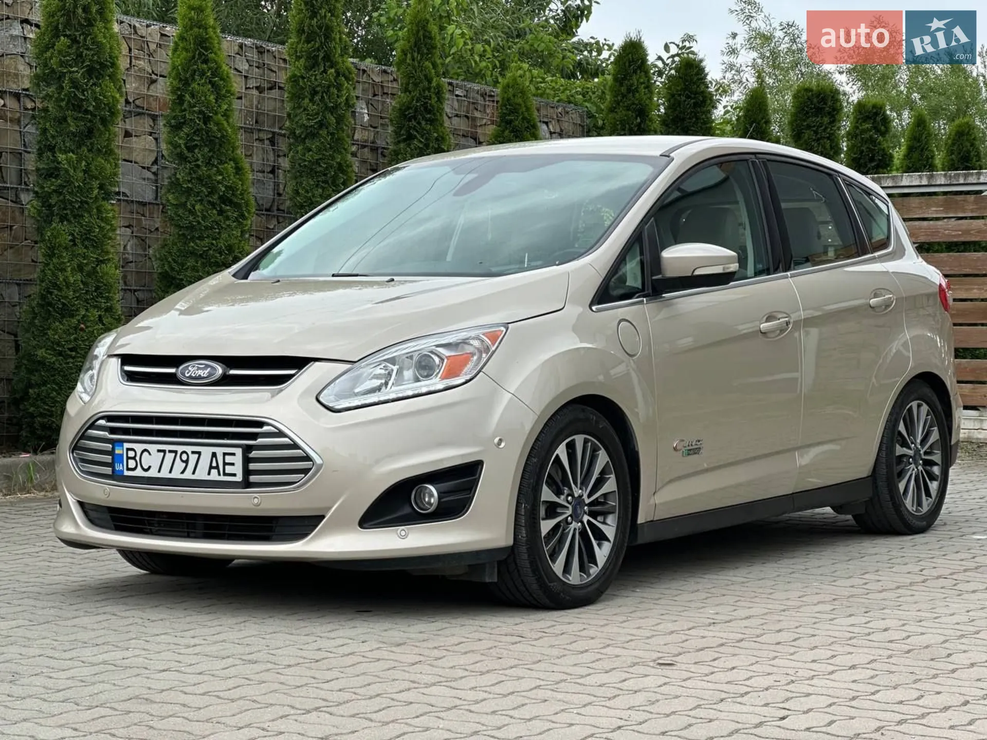 2016 Ford C-MAX - мініатюра 33