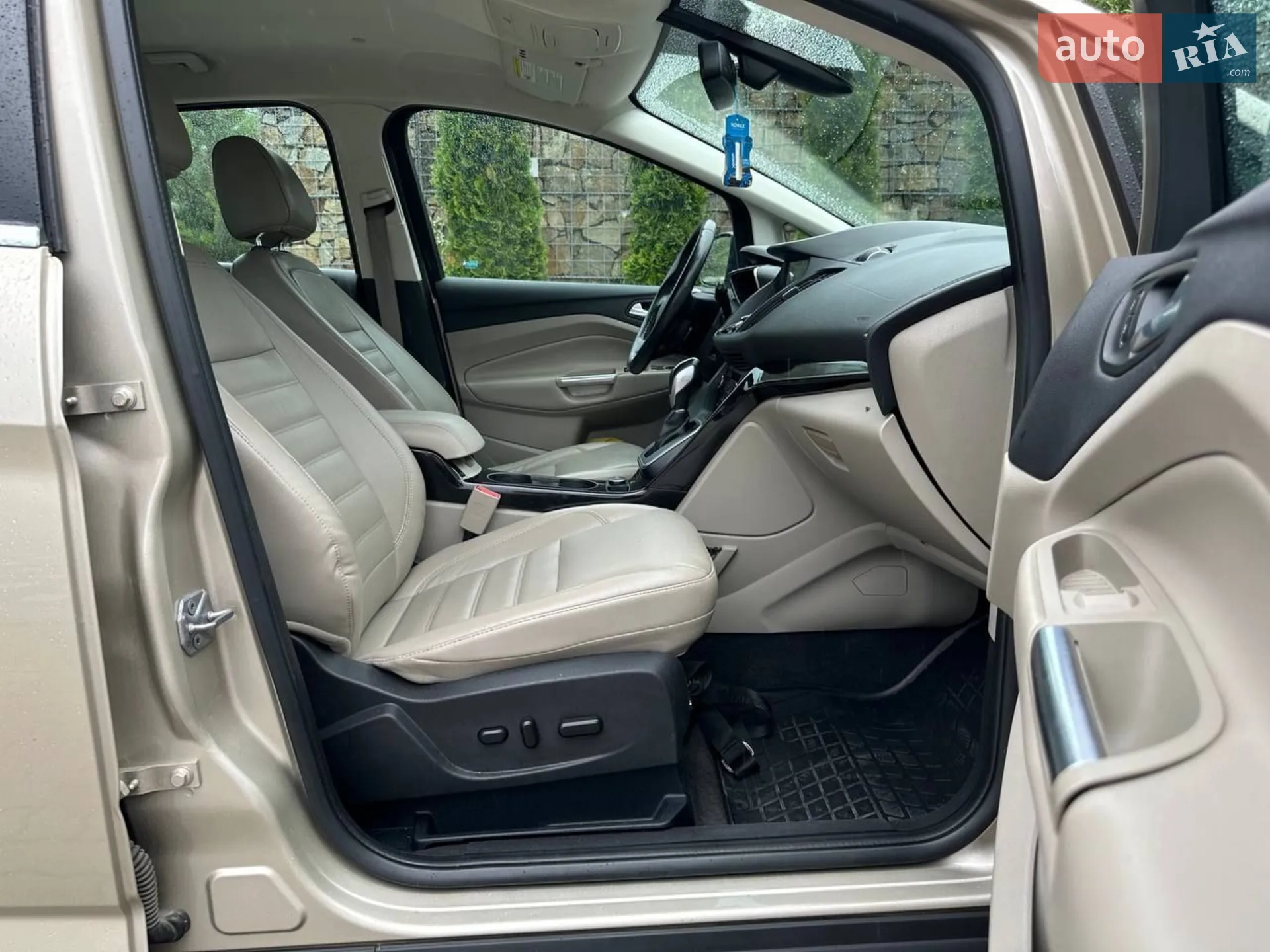 2016 Ford C-MAX - мініатюра 47