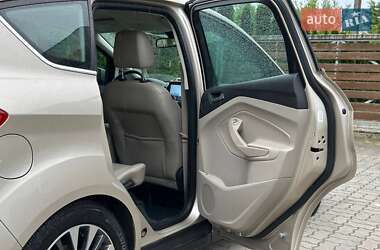 Минивэн Ford C-Max 2016 в 