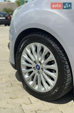 Мінівен Ford C-Max 2011 в 