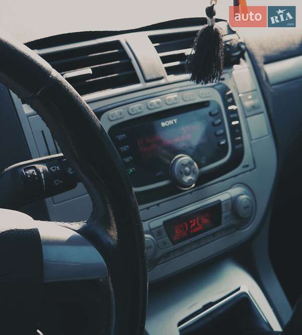 Минивэн Ford C-Max 2009 в Луцке