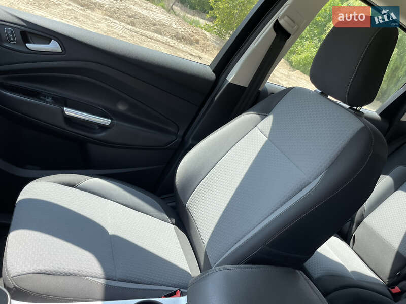 Минивэн Ford C-Max 2017 в Луцке