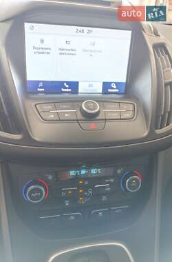Минивэн Ford C-Max 2017 в 
