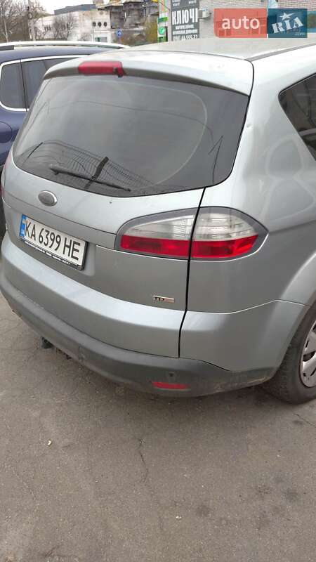 Минивэн Ford C-Max 2008 в Киеве