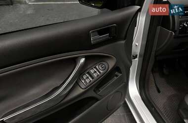 Мінівен Ford C-Max 2008 в 