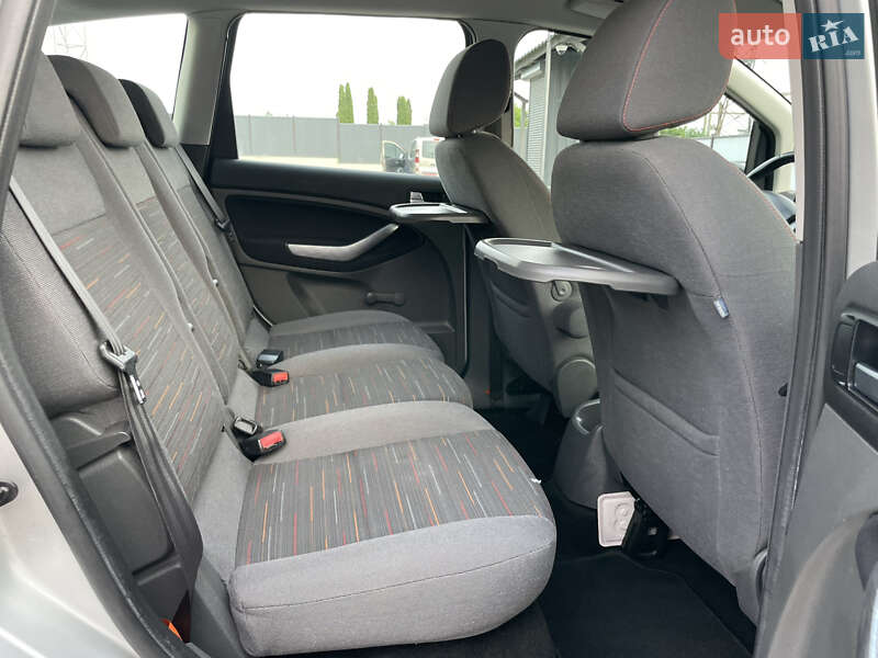 Минивэн Ford C-Max 2008 в Луцке