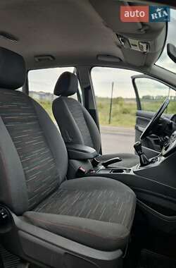 Минивэн Ford C-Max 2009 в 