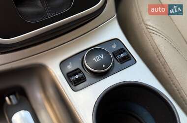 Минивэн Ford C-Max 2013 в 