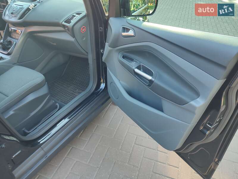 Минивэн Ford C-Max 2012 в Лубнах