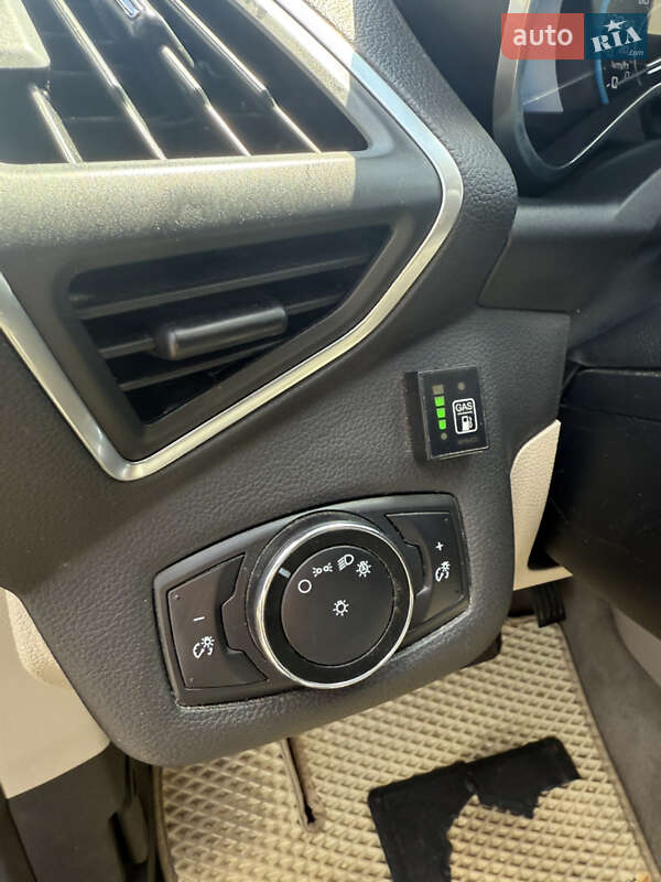 Минивэн Ford C-Max 2013 в Киеве