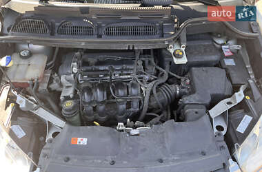 Мінівен Ford C-Max 2010 в 