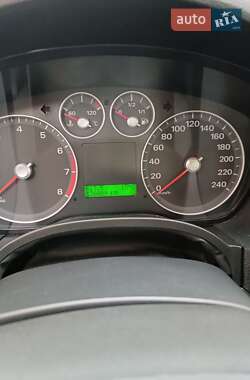 Мінівен Ford C-Max 2006 в 