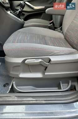 Мінівен Ford C-Max 2009 в 