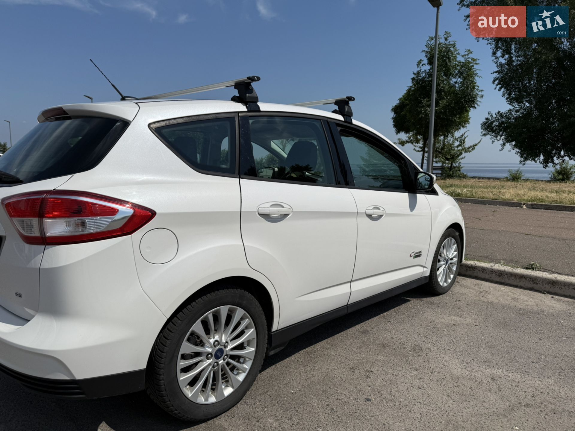 2017 Ford C-MAX - мініатюра 14