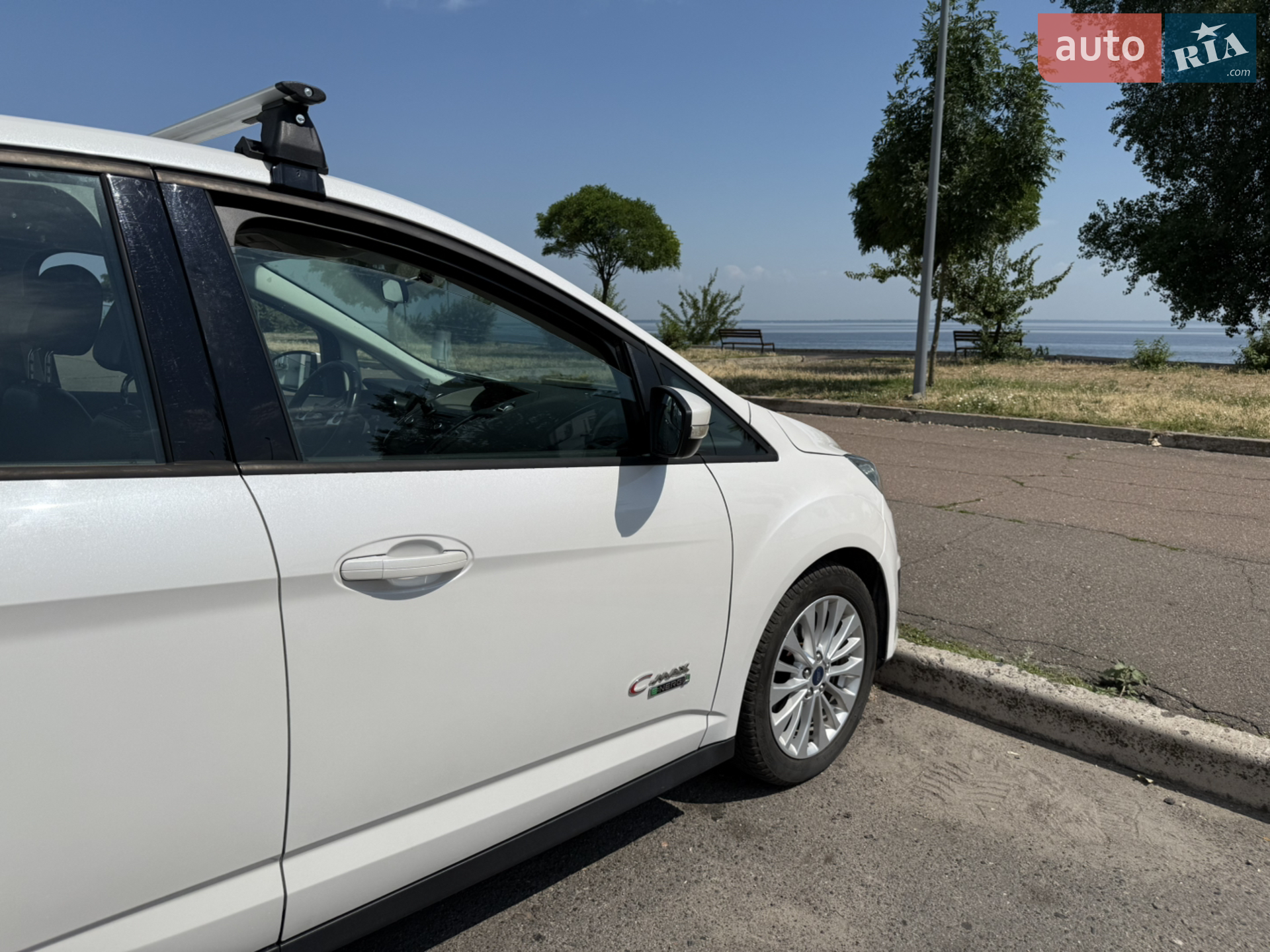 2017 Ford C-MAX - мініатюра 15