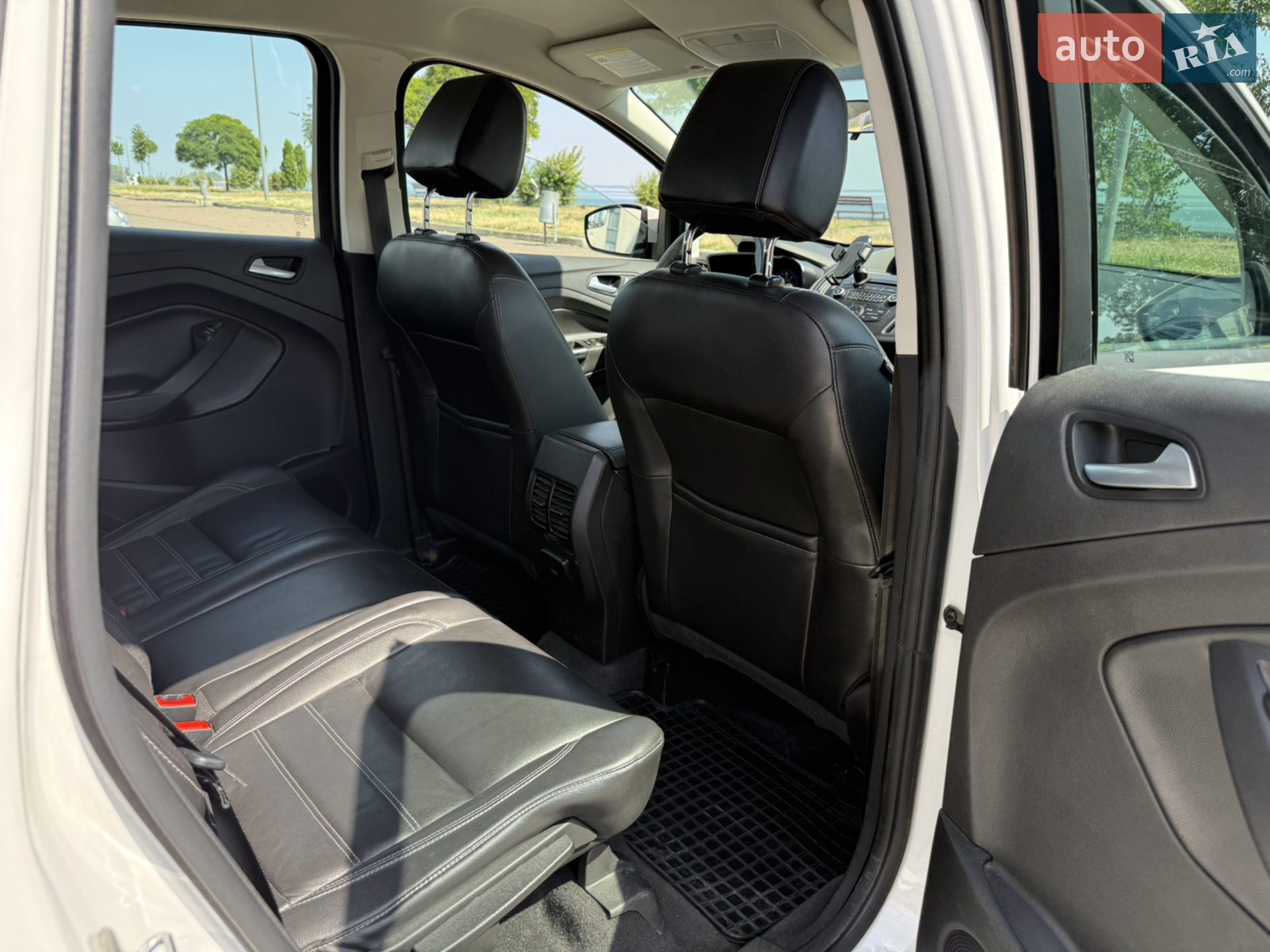2017 Ford C-MAX - мініатюра 16