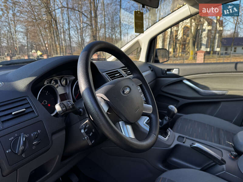 Минивэн Ford C-Max 2010 в Владимирце