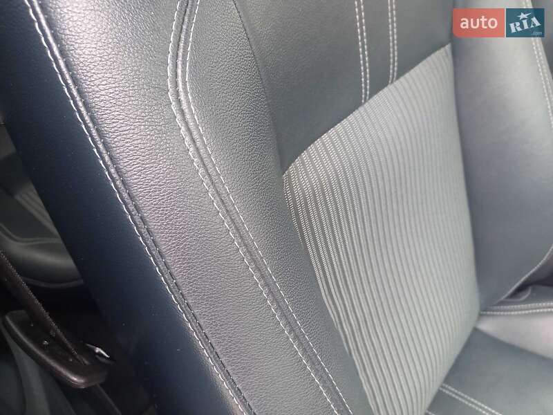 Минивэн Ford C-Max 2013 в Черкассах