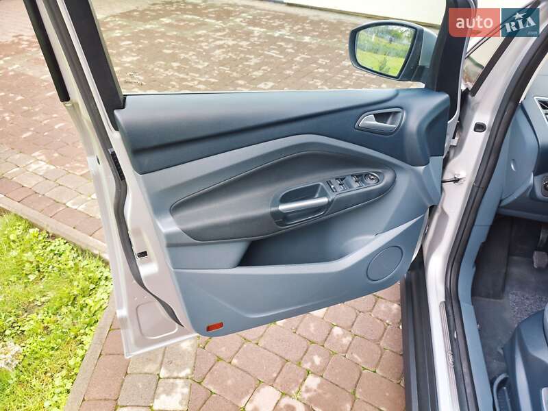 Минивэн Ford C-Max 2012 в Стрые