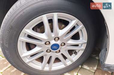 Мінівен Ford C-Max 2012 в 