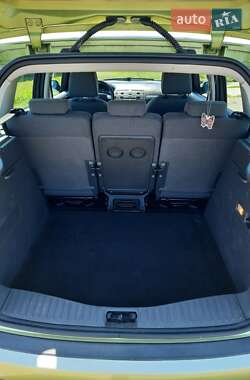 Мінівен Ford C-Max 2005 в 