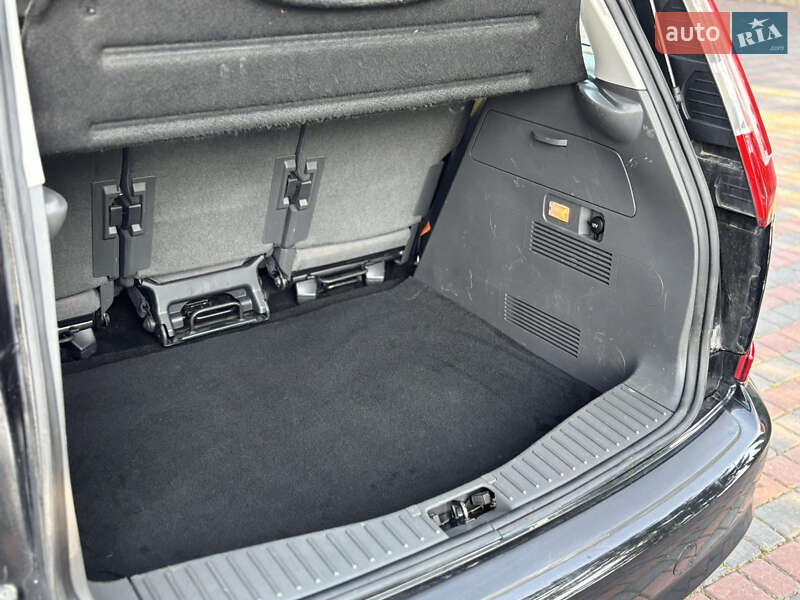 Минивэн Ford C-Max 2007 в Вознесенске