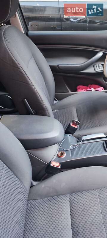 Минивэн Ford C-Max 2010 в Кривом Роге фото 2 Минивэн Ford C-Max 2010 в Кривом Роге