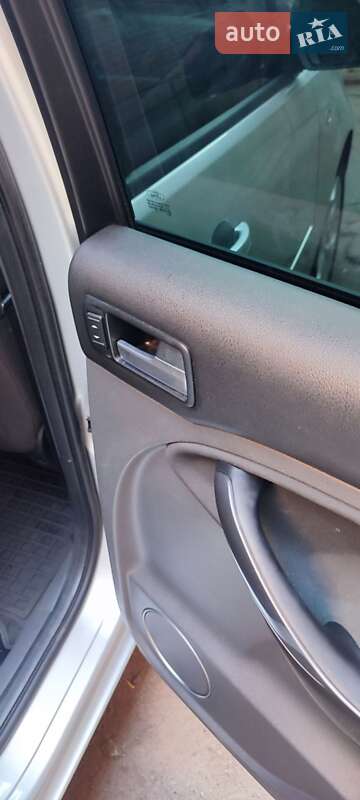 Минивэн Ford C-Max 2010 в Кривом Роге фото 17 Минивэн Ford C-Max 2010 в Кривом Роге