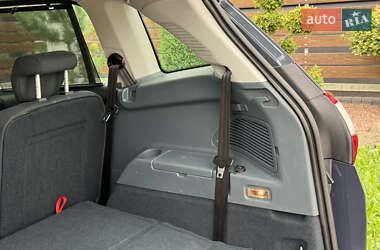 Минивэн Ford C-Max 2011 в 