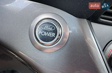 Минивэн Ford C-Max 2012 в 