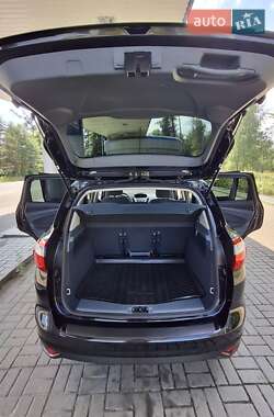 Минивэн Ford C-Max 2011 в 