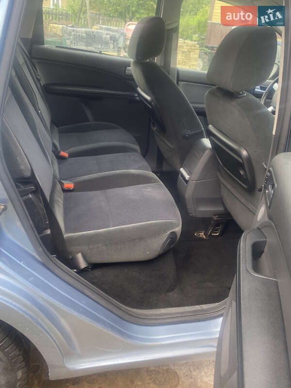 Минивэн Ford C-Max 2004 в Ковеле