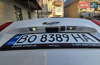 Минивэн Ford C-Max 2015 в 
