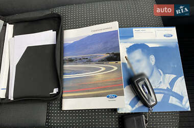 Мінівен Ford C-Max 2013 в 