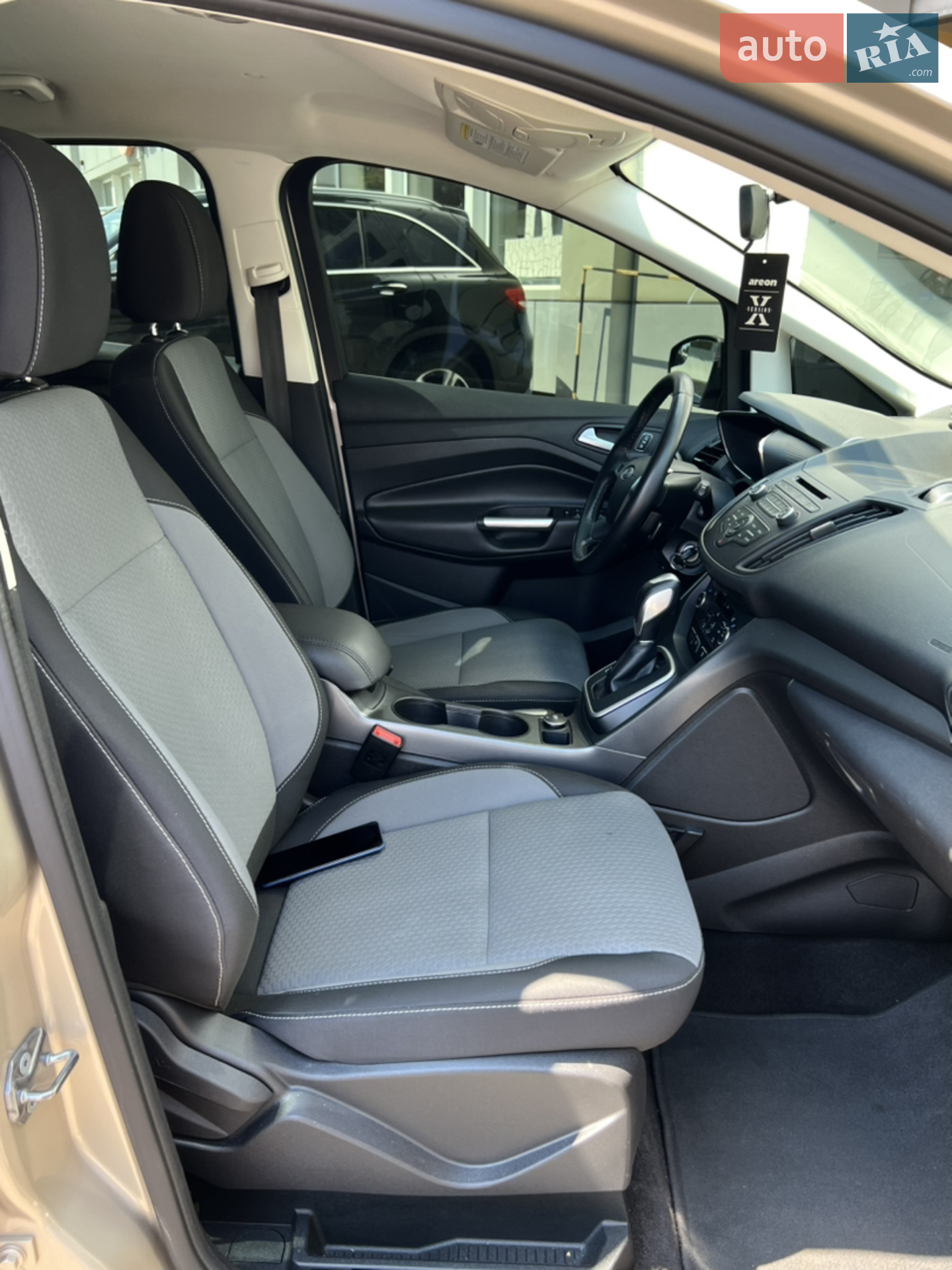 2017 Ford C-MAX - мініатюра 42