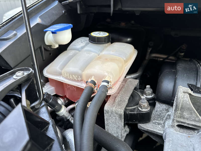 Минивэн Ford C-Max 2010 в Дрогобыче