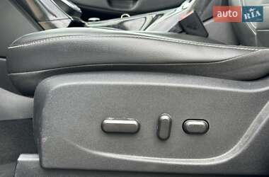 Минивэн Ford C-Max 2017 в 