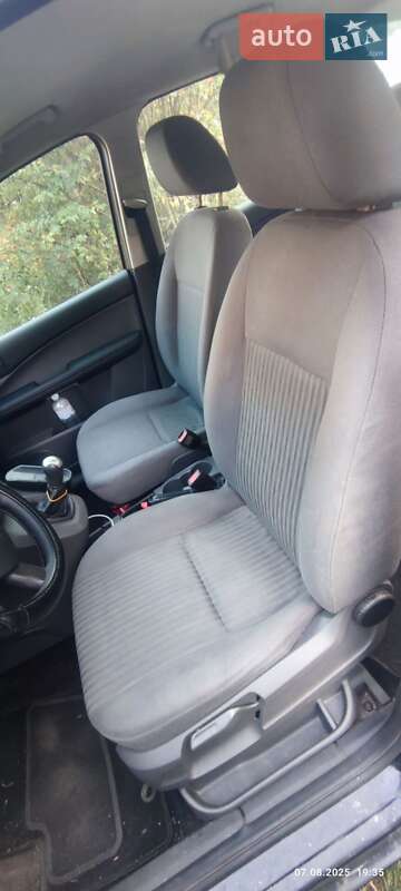 Минивэн Ford C-Max 2005 в Дмитровке