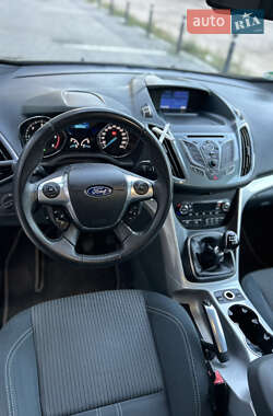 Минивэн Ford C-Max 2011 в 