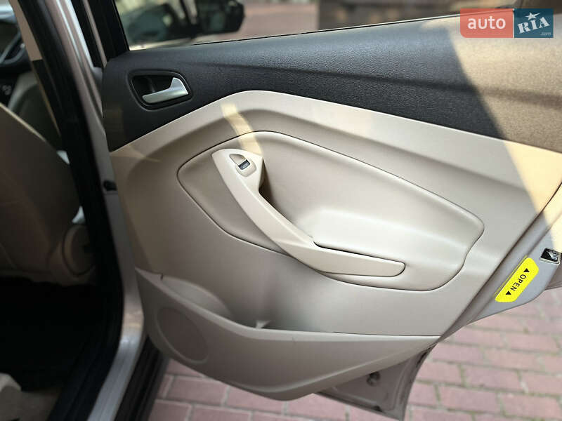 Мінівен Ford C-Max 2015 в Рівному фото 62 Мінівен Ford C-Max 2015 в Рівному