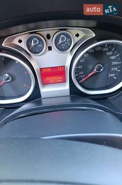 Минивэн Ford C-Max 2010 в 