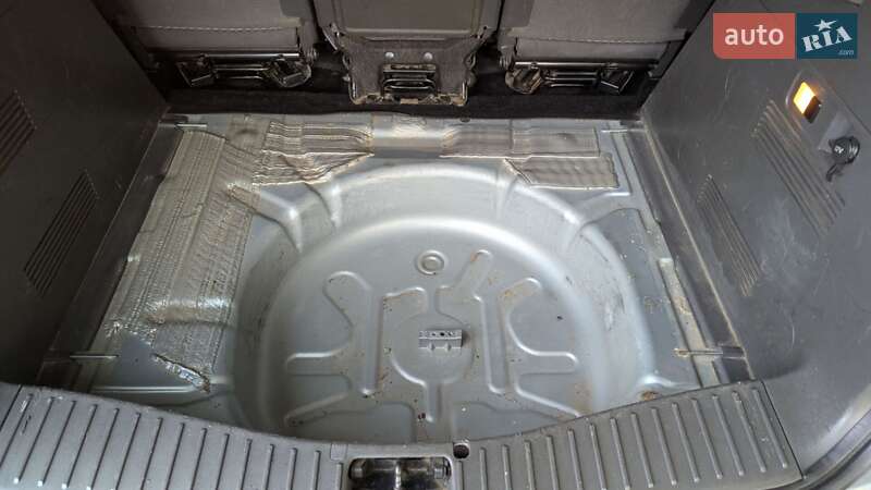 Минивэн Ford C-Max 2003 в Василькове