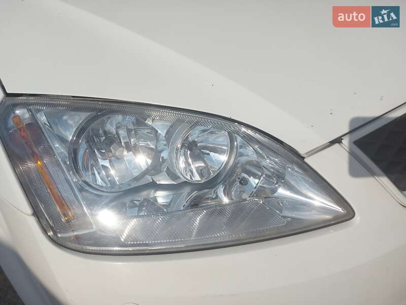 Минивэн Ford C-Max 2006 в Киеве