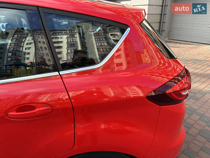 Мінівен Ford C-Max 2016 в Івано-Франківську