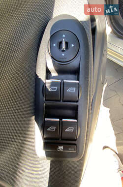 Минивэн Ford C-Max 2009 в 