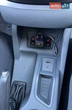 Минивэн Ford C-Max 2013 в 