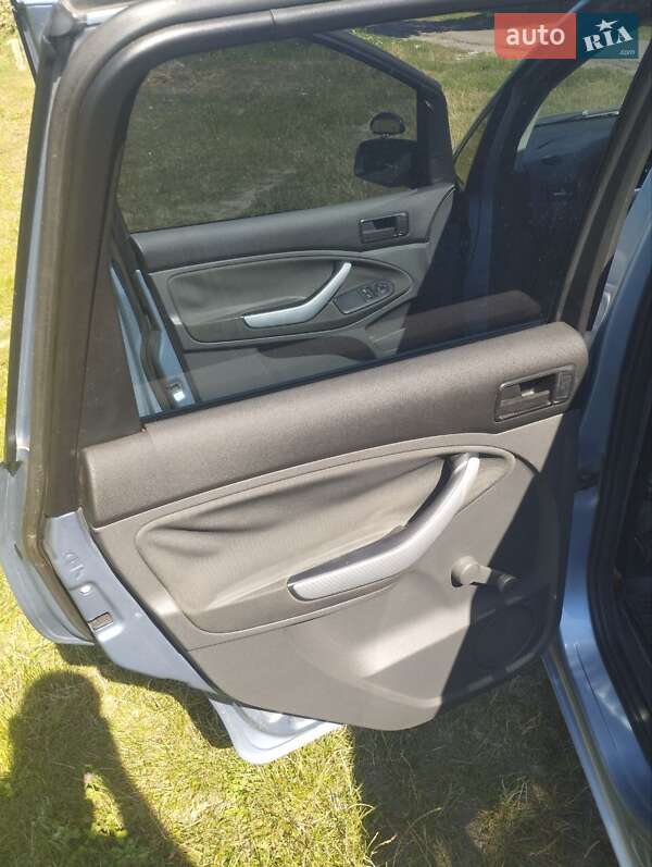Минивэн Ford C-Max 2007 в Чернигове