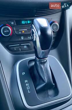 Минивэн Ford C-Max 2018 в 