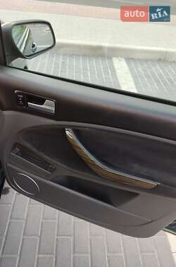 Минивэн Ford C-Max 2007 в 